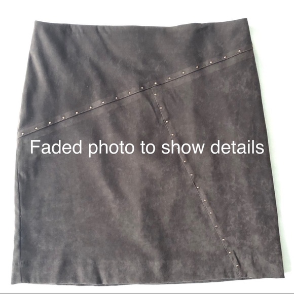 Laura Petites Made in Canada brown faux suede midi skirt, gold rivets Size Large - Picture 7 of 9